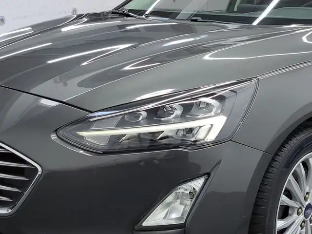 Ford Focus view 5