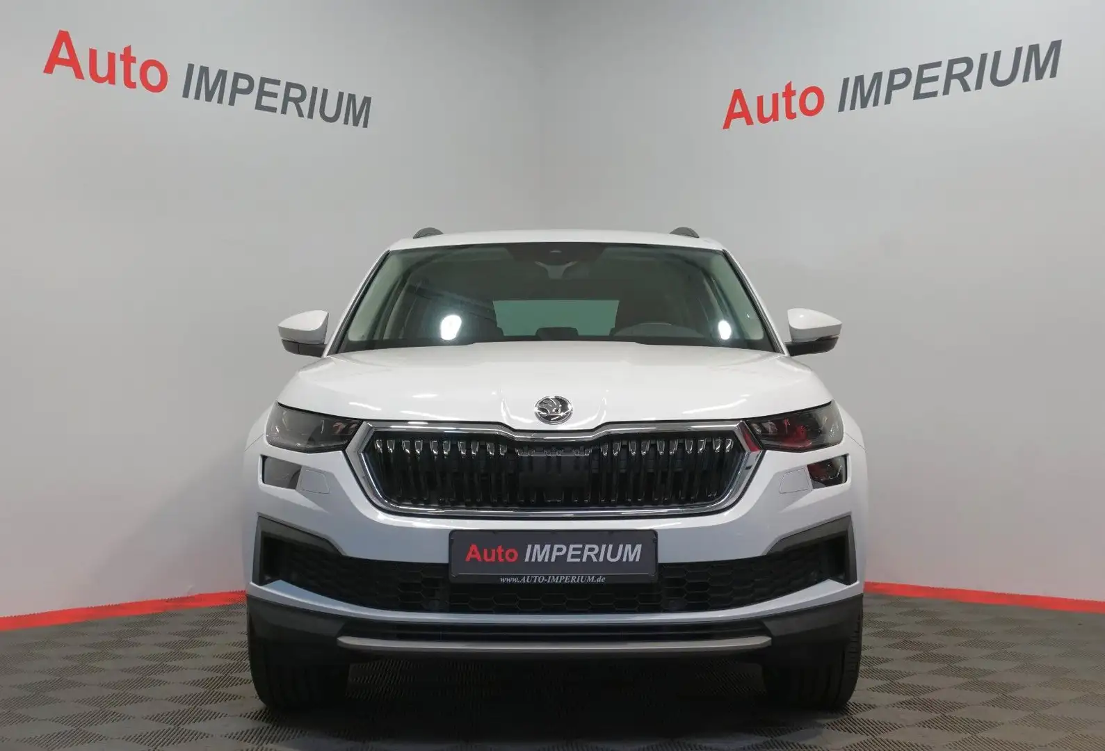 Skoda Kodiaq Clever 2.0 TDI*ACC*AHK*Standheizung*DAB Weiß - 2