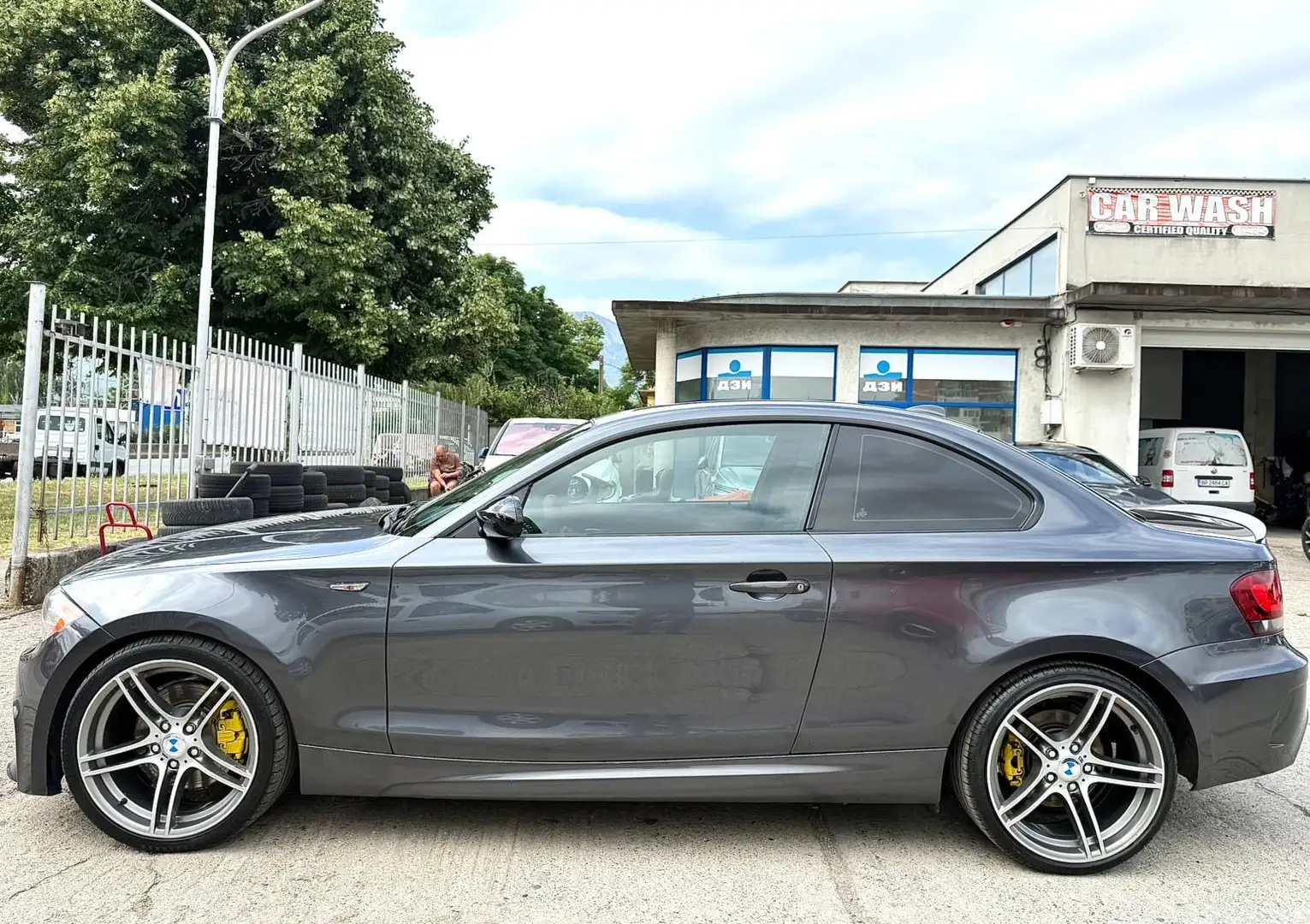 BMW 123 123d Coupé M1 - 1