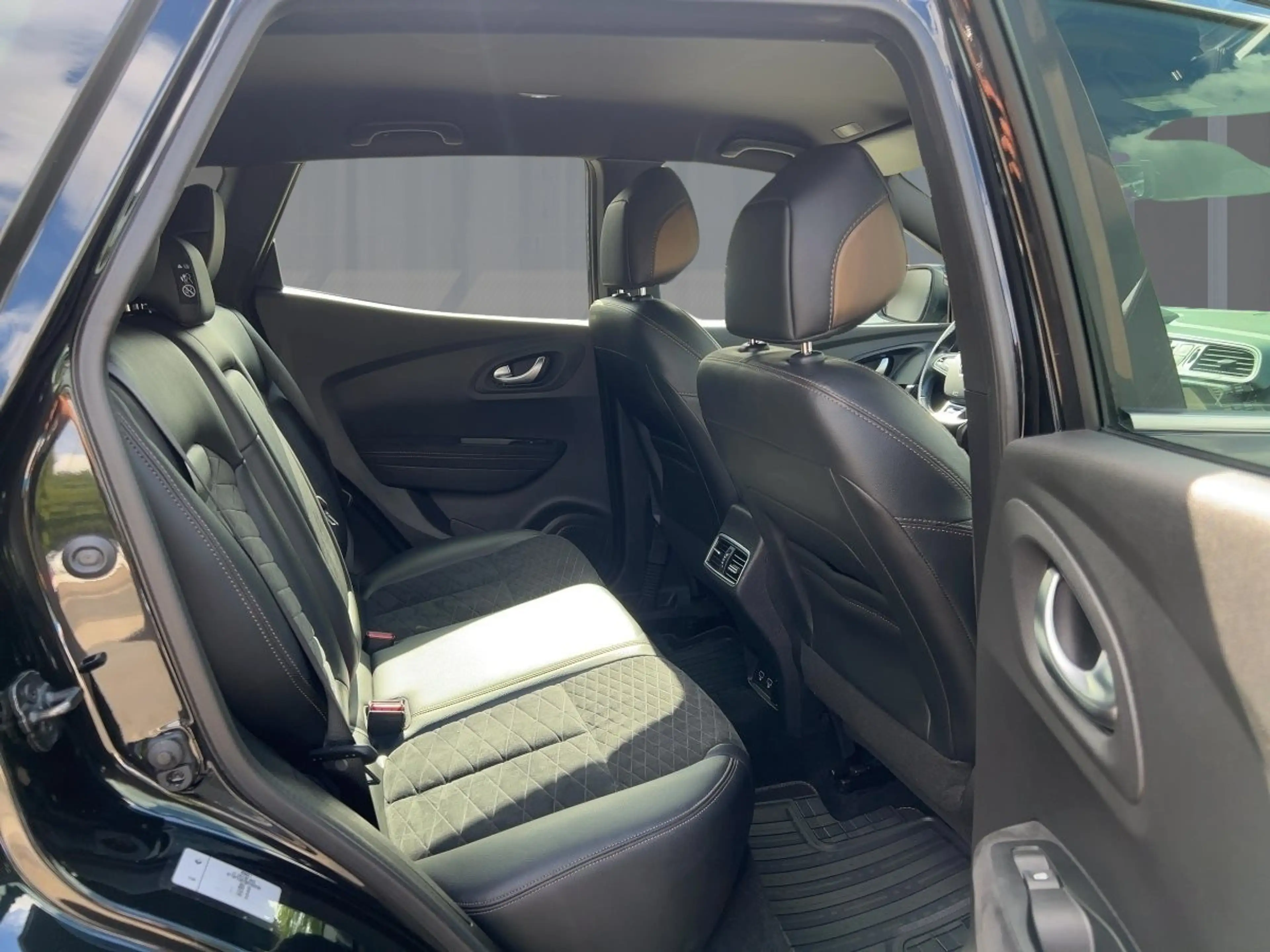 Renault Kadjar 1.3 TCe 160 Black Edition — photo 9