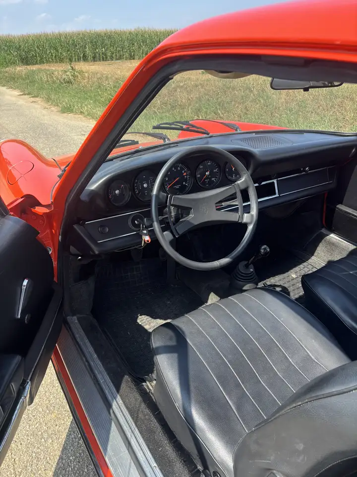 Porsche 911 2.4 S, foto 5
