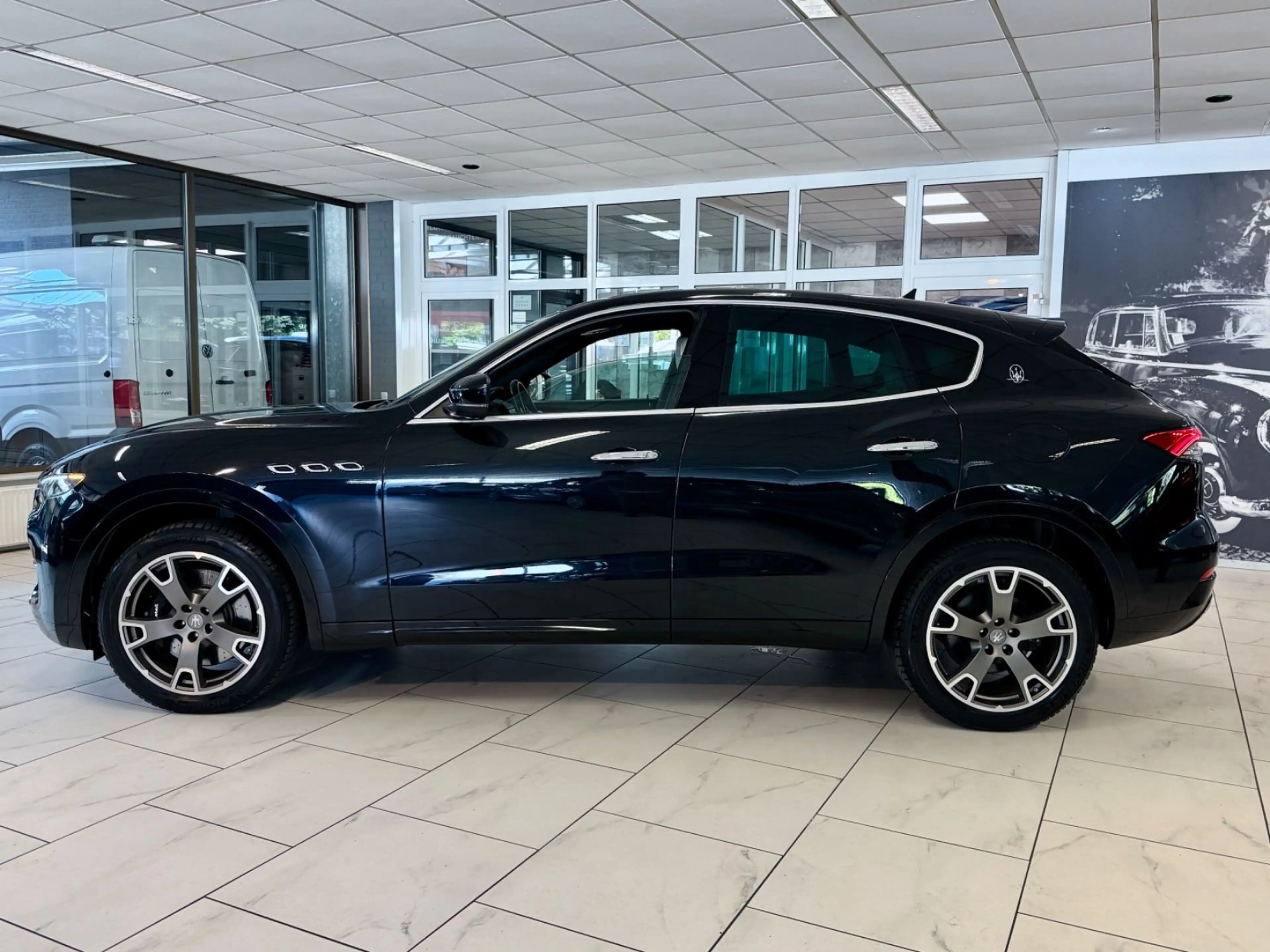 Maserati Levante 3.0 Q4 GRANLUSSO FACELIFT 360CAM ACC LED — photo 7