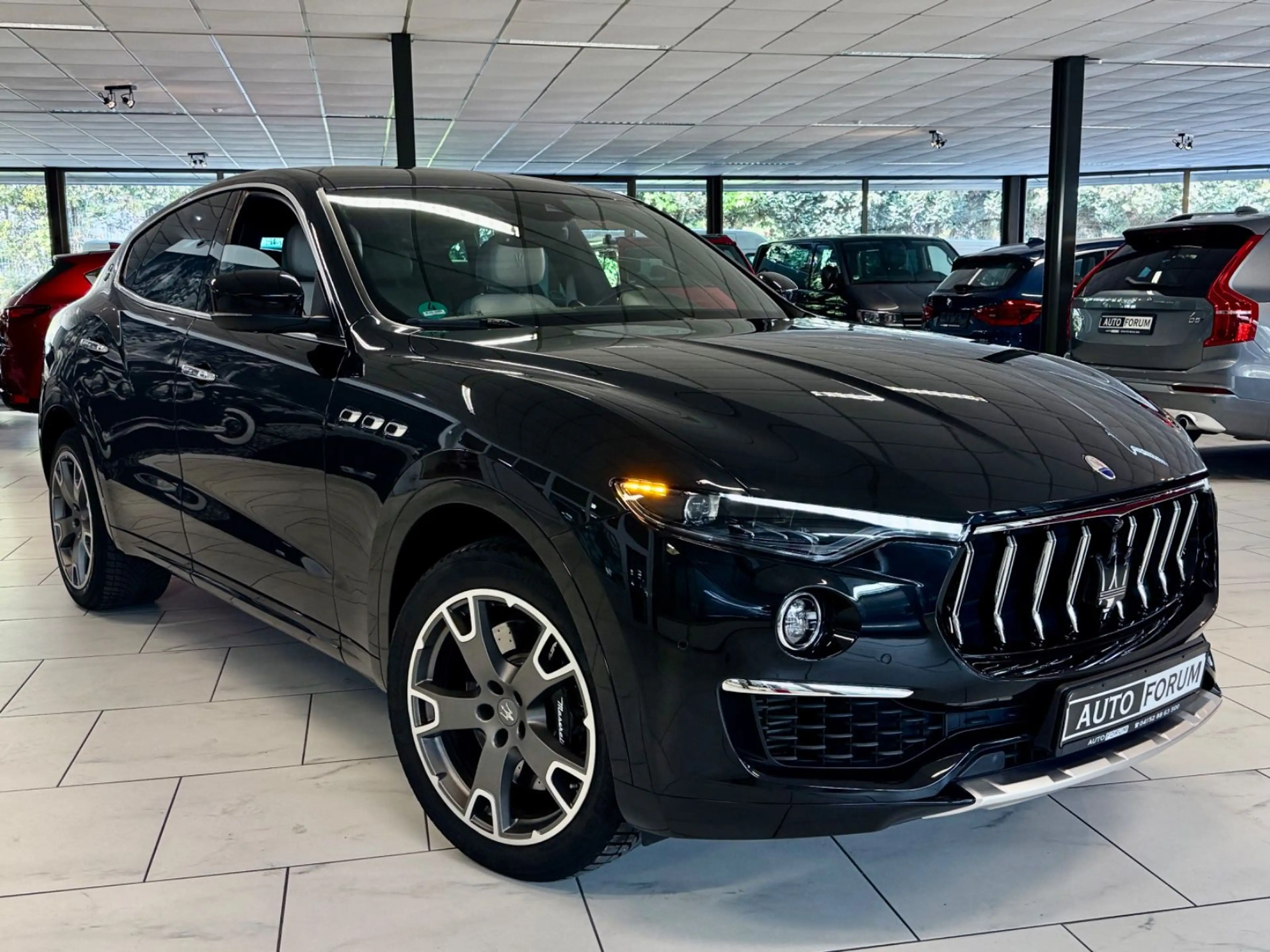 Maserati Levante 3.0 Q4 GRANLUSSO FACELIFT 360CAM ACC LED — photo 2