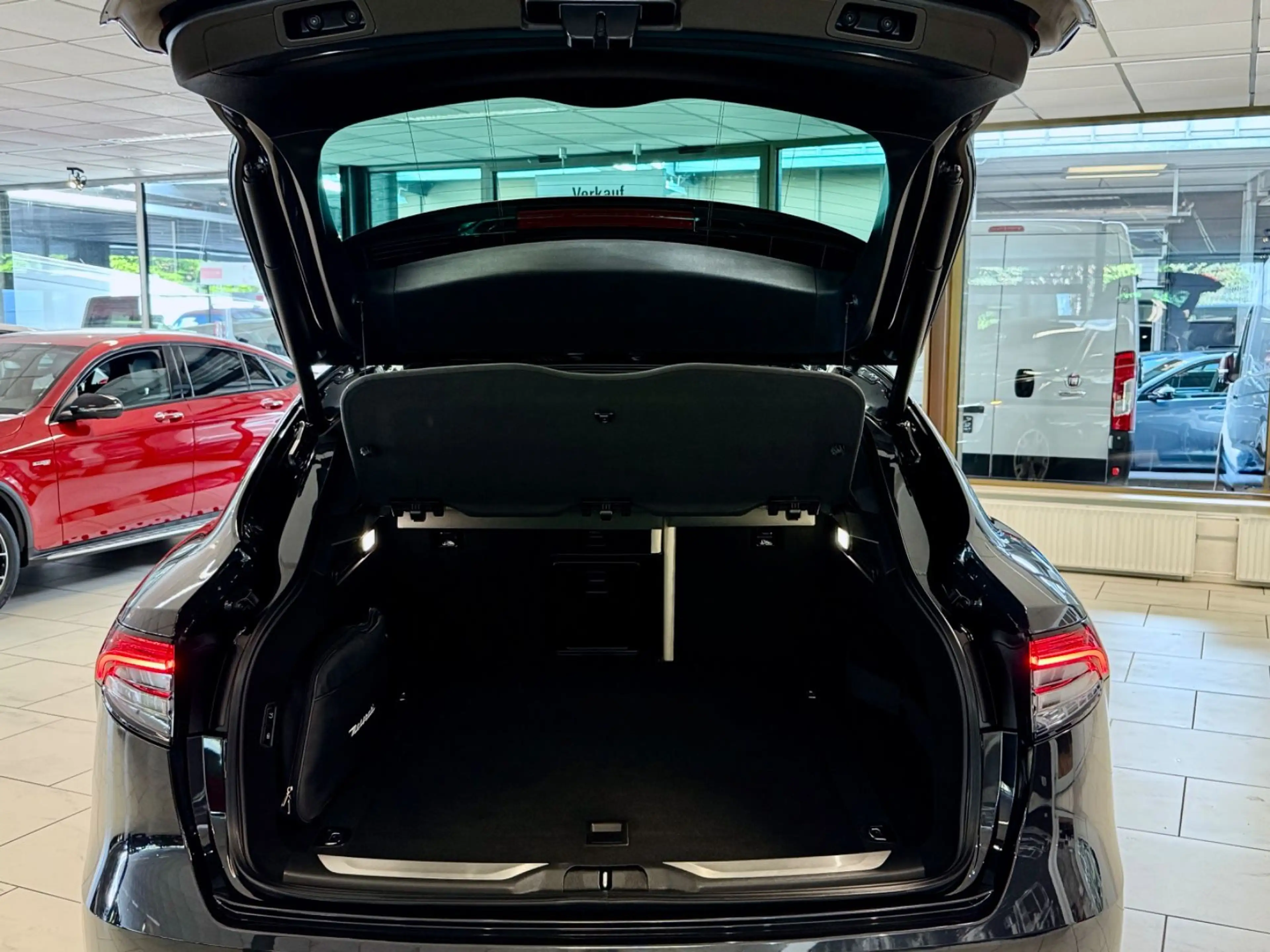 Maserati Levante 3.0 Q4 GRANLUSSO FACELIFT 360CAM ACC LED — photo 11
