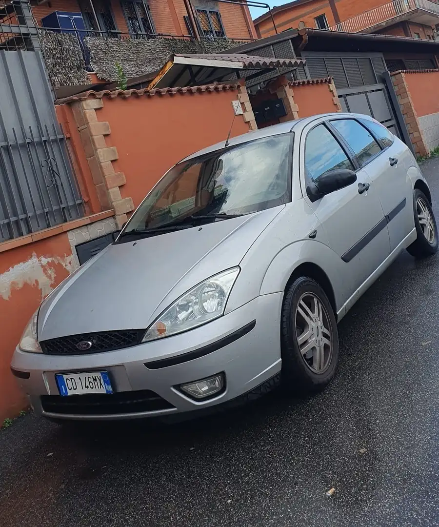 Ford Focus 5p 1.8 tdci Zetec FL - 1