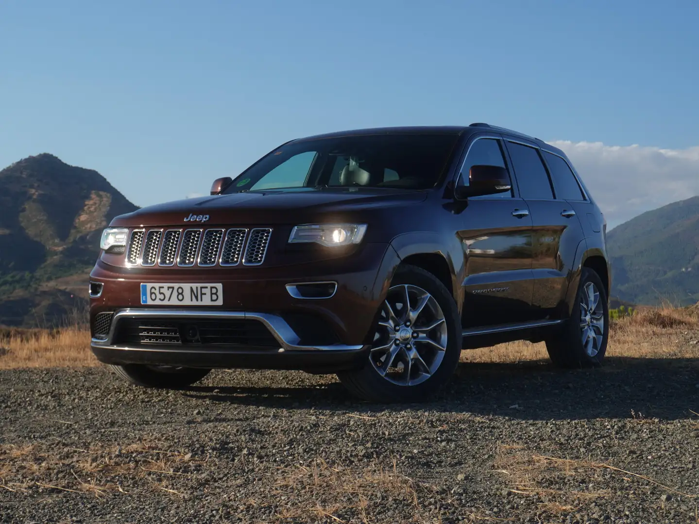 Jeep Grand Cherokee Grand Cherokee 3.0CRD Summit Aut. Summit Marrón - 2