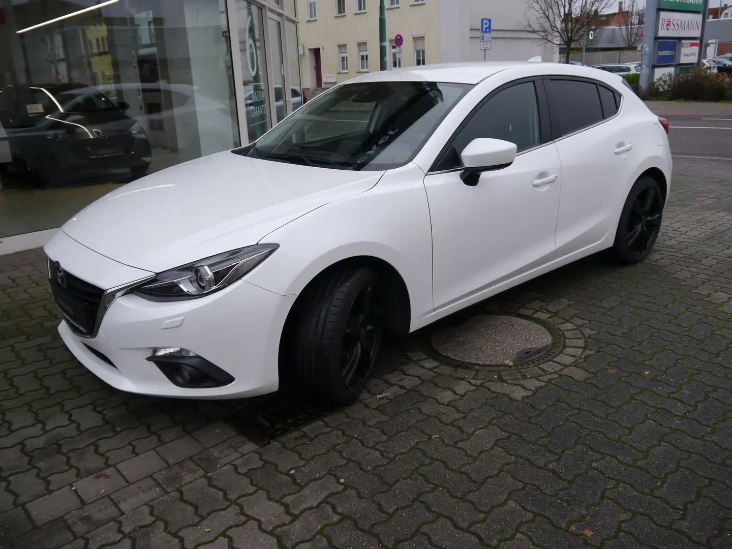 Mazda 3 3 Fließheck SKYACTIV-G GRATIS WINTERRÄDER Blanc - 2