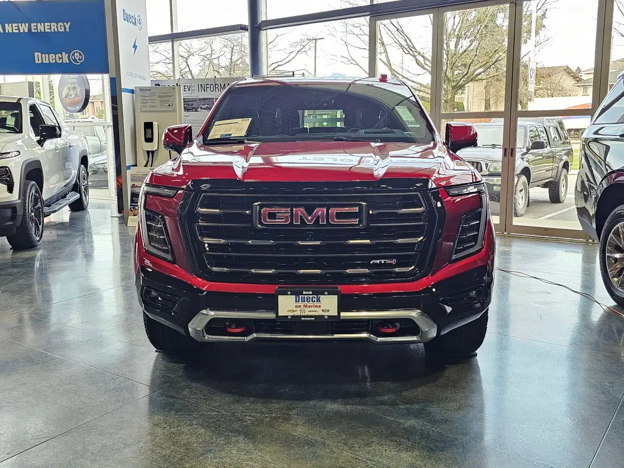 GMC Yukon снимка GMC Yukon