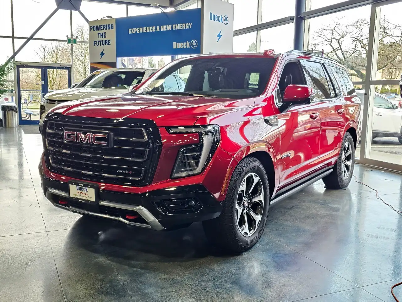 GMC Yukon снимка GMC Yukon