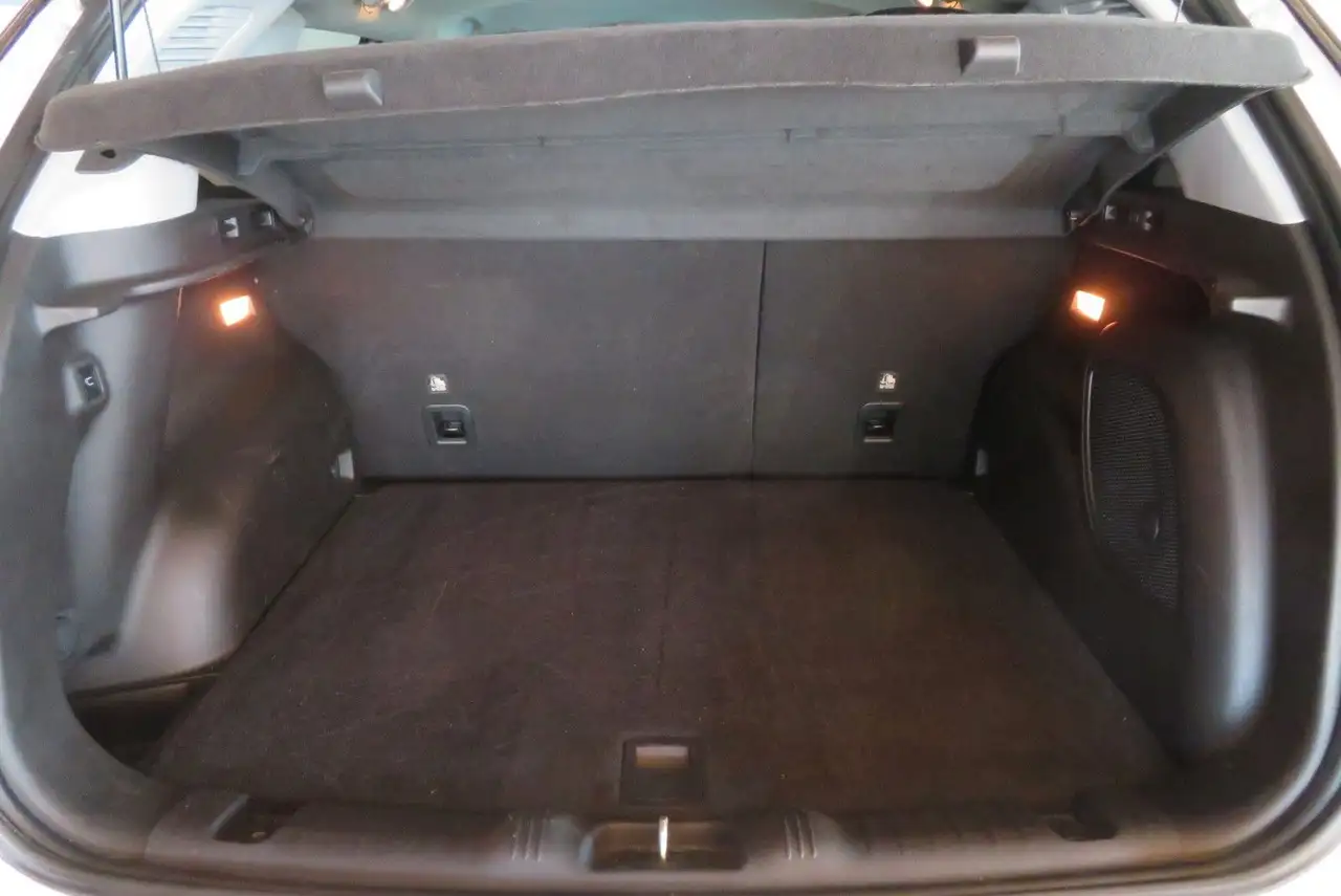 Jeep Compass S Mild-Hybrid FWD 130PS *LEDER,LED,NAVI* 18