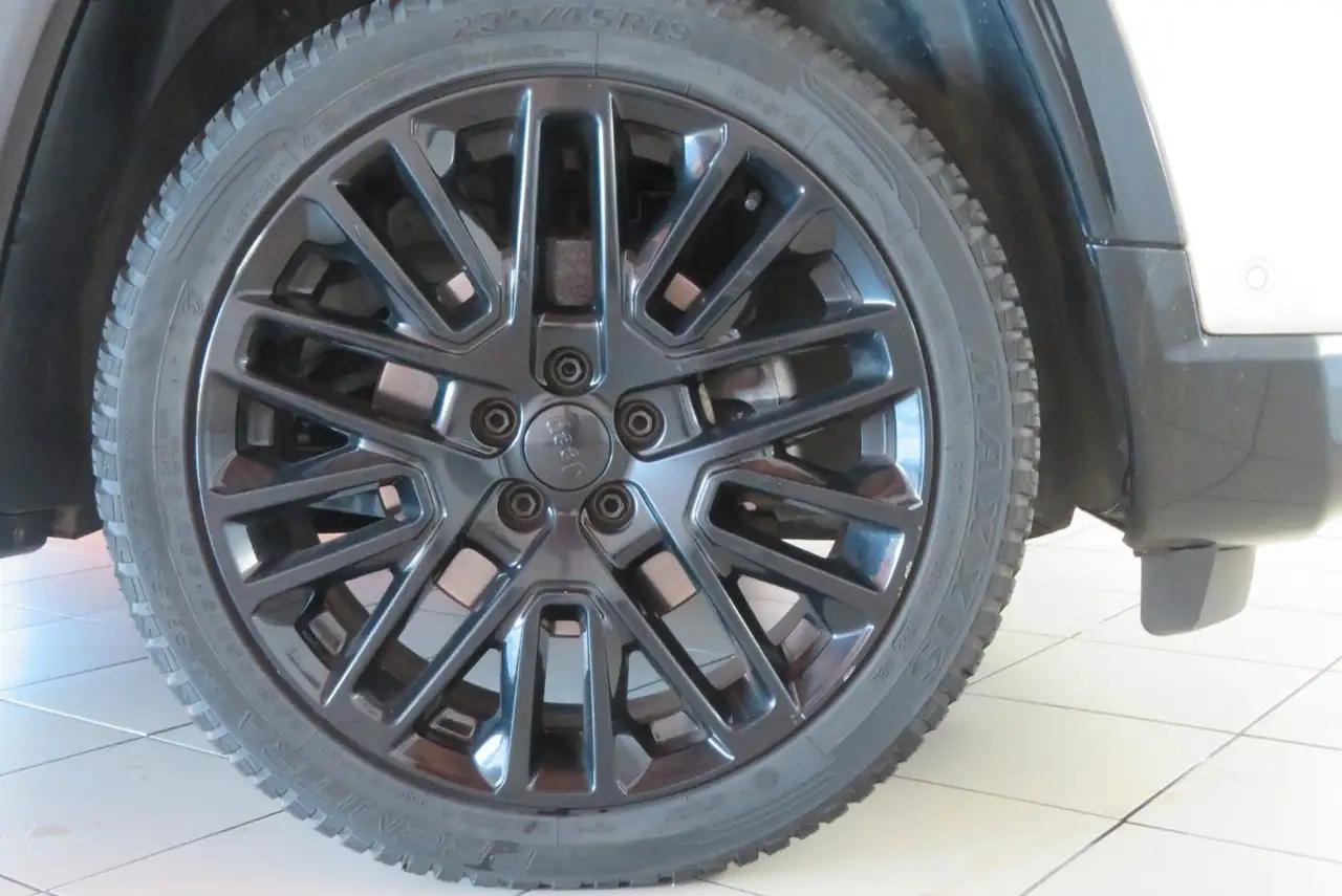 Jeep Compass S Mild-Hybrid FWD 130PS *LEDER,LED,NAVI* 20