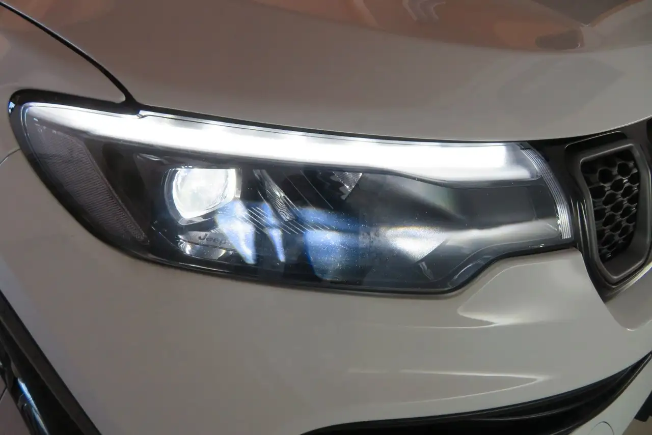 Jeep Compass S Mild-Hybrid FWD 130PS *LEDER,LED,NAVI* 7