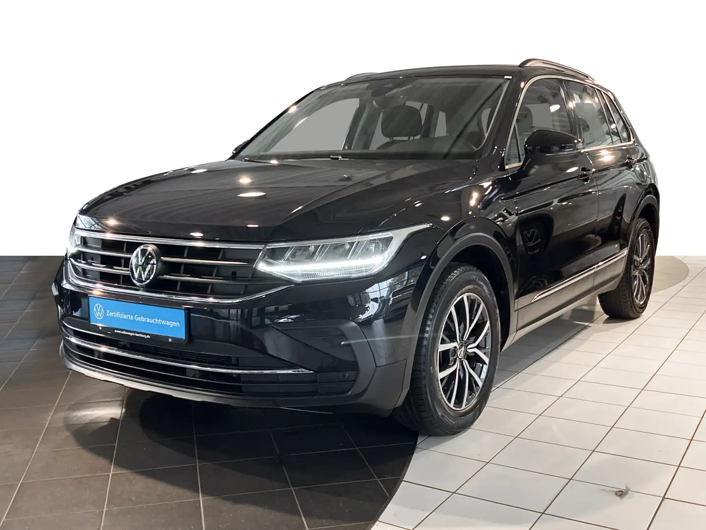 Volkswagen Tiguan 2.0 TDI Life DSG AHK Ganzjahresreifen Rea Zwart - 2