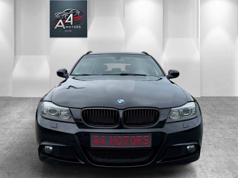 BMW 330 i Touring xDrive*M-Paket*Keyless*Leder*Xenon* — photo 2