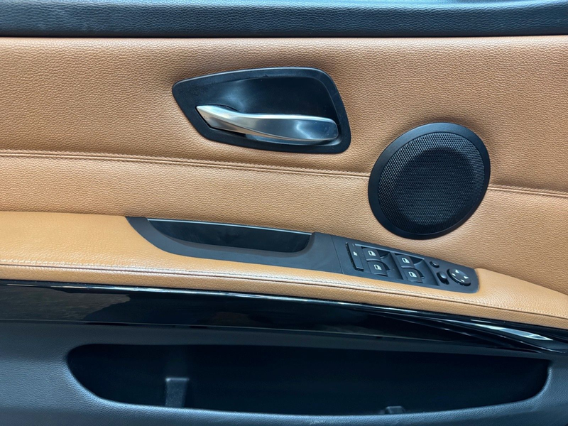BMW 330 i Touring xDrive*M-Paket*Keyless*Leder*Xenon* — photo 12