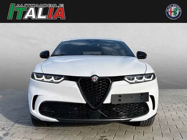 Alfa Romeo Tonale view 8