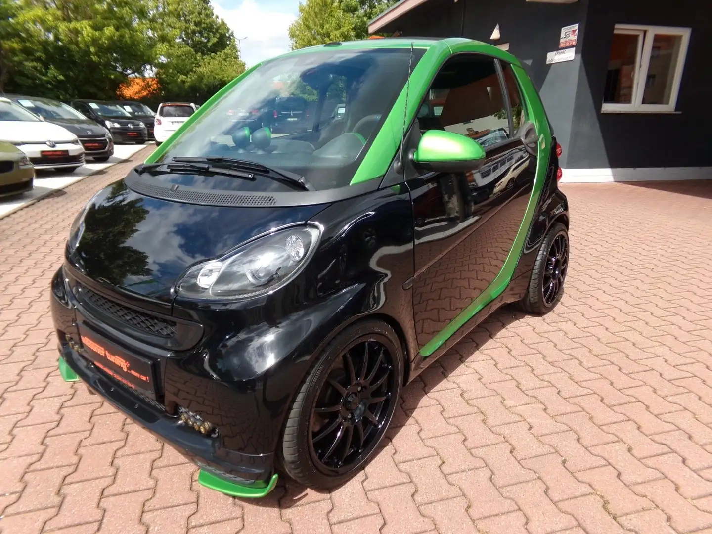 smart forTwo cabrio Brabus Umbau Schwarz - 2