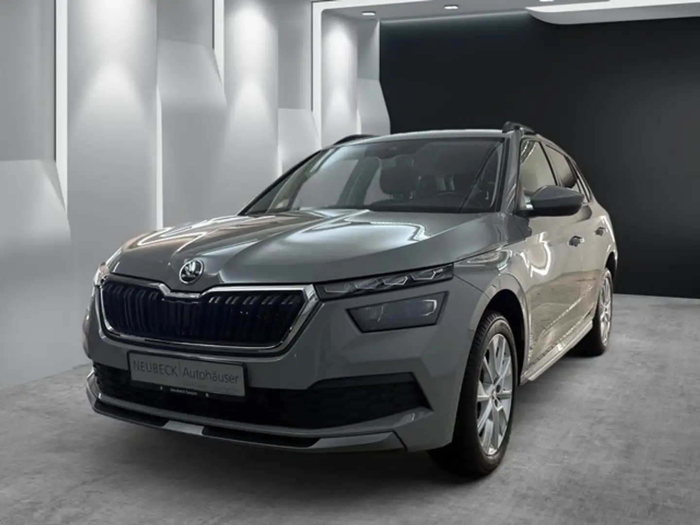 Skoda Kamiq 1.5 TSI Style LED ACC NAVI DIGITAL COCKPIT Grau - 1