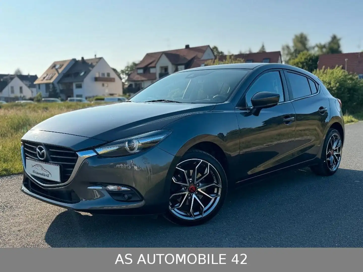Mazda 3 Lim. Kizoku *NAVI*HEAD-UP*KAMERA*SHZ*KEYLESS* Grau - 1