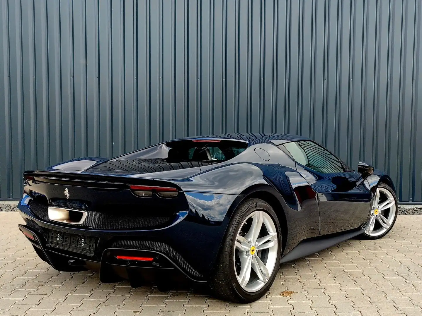 Ferrari 296 GTB * ADAS-FULL* LIFT* JBL* LEDs* 360° Bleu - 2