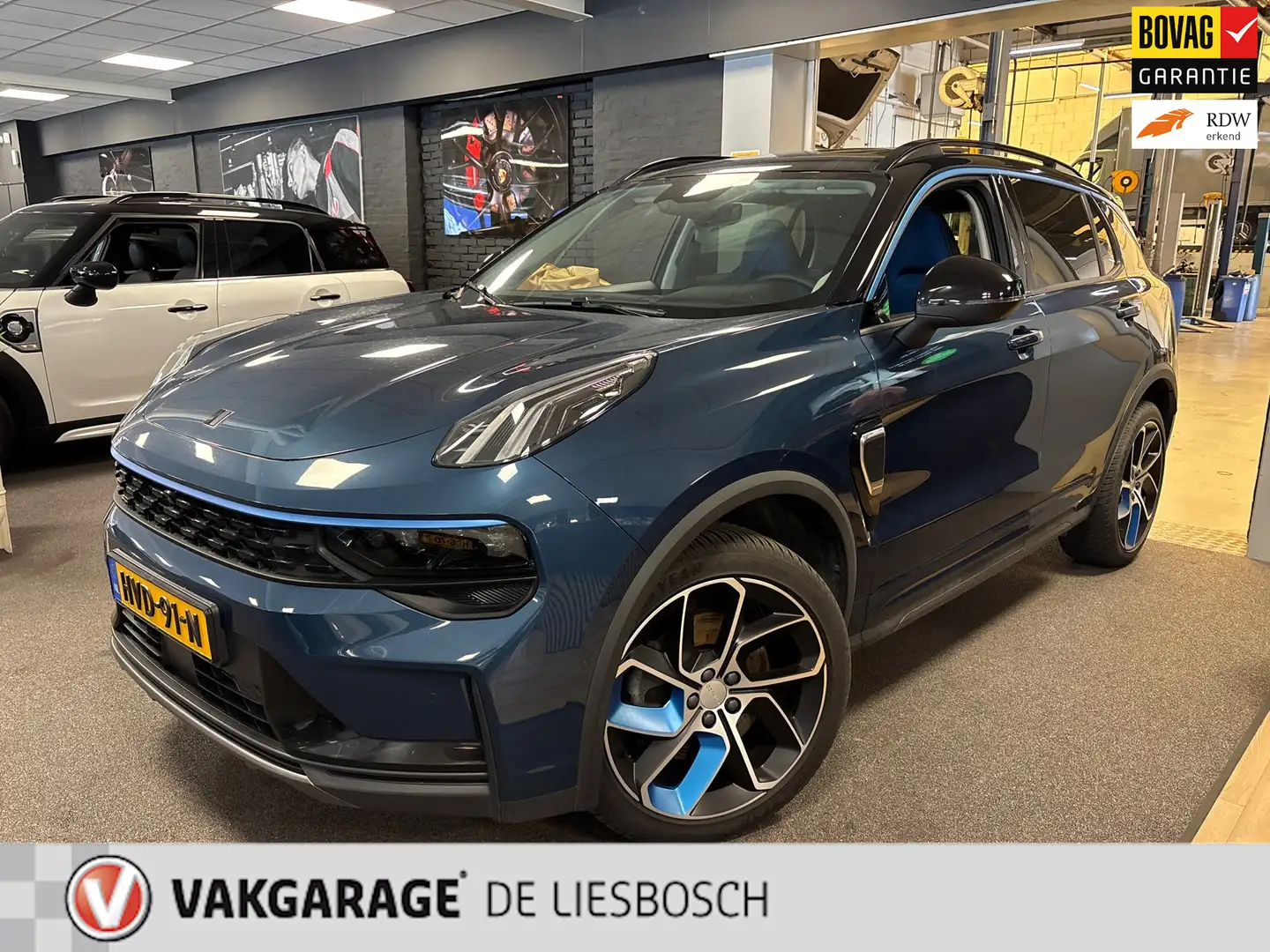 Lynk & Co 01 1.5 modeljaar 2023 prijs rijklaar ! Infinity / 360 Blauw - 1