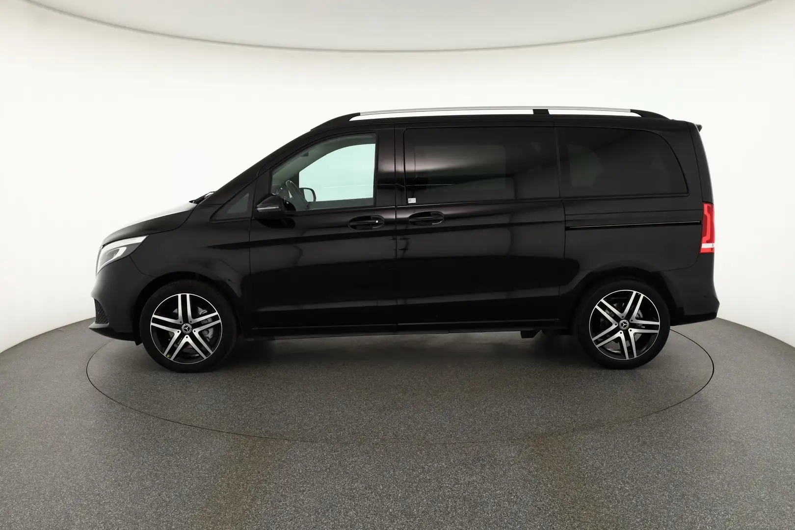 Mercedes-Benz V 220 V220 d Avantgarde 4MATIC kompakt LED Navi AHK Noir - 2