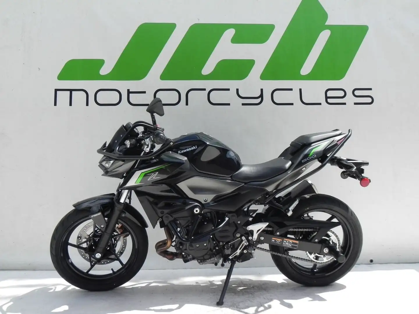 Kawasaki Z 500 inkl Fahrschulkit Ready Noir - 1