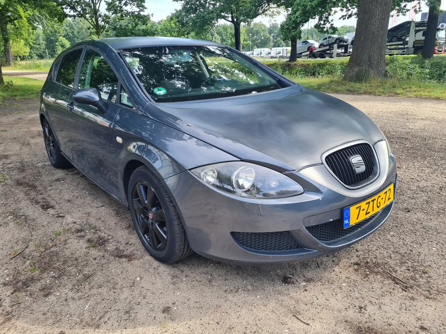SEAT Leon 1.6 Reference Gris - 2