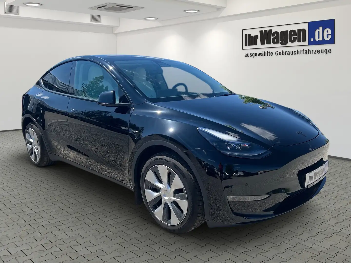 Tesla Model Y Long Range Dual AWD*1.Hand*AHK*14´km*USS* Schwarz - 2