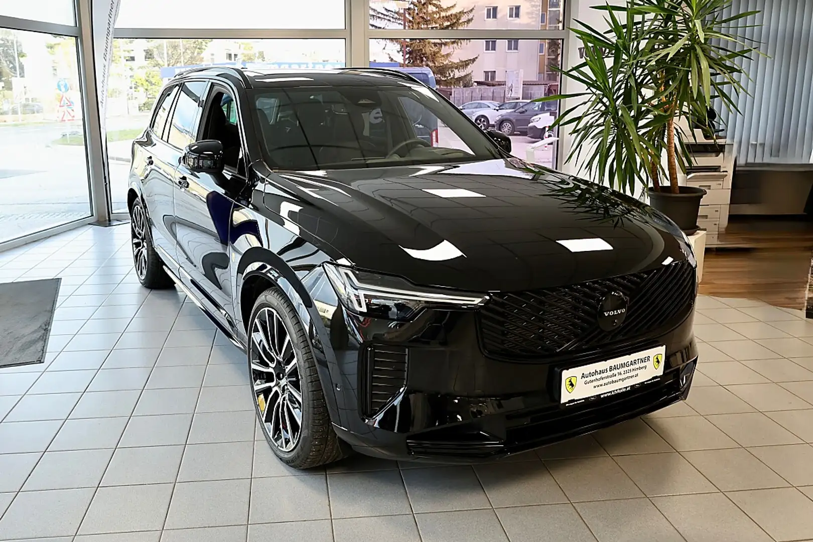 Volvo XC90 T8 AWD PHEV 18,8kWh Ultra Black Edition Schwarz - 2