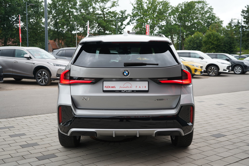 BMW X1 23d xDrive M Sport mHev Aut. LED ACC Navi 360° — photo 5