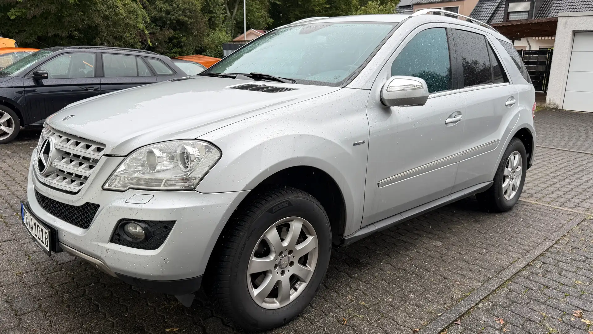 Mercedes-Benz ML 300 ML 300 CDI 4Matic 7G-TRONIC DPF - 2