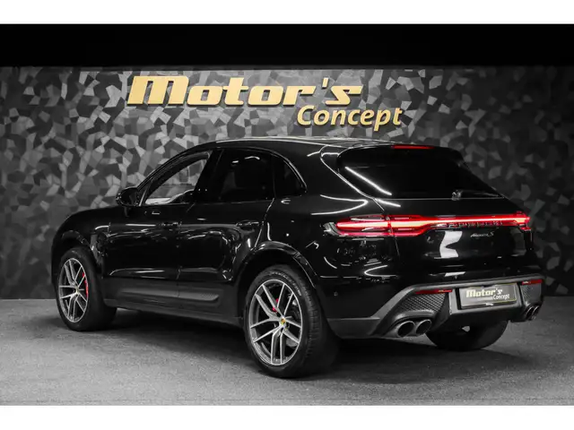 Porsche Macan view 7