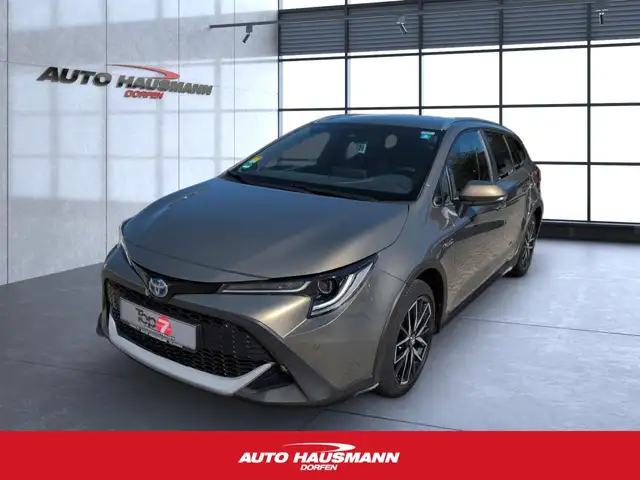 Toyota Corolla Touring Sports 1.8 Hybrid Trek Bluetooth