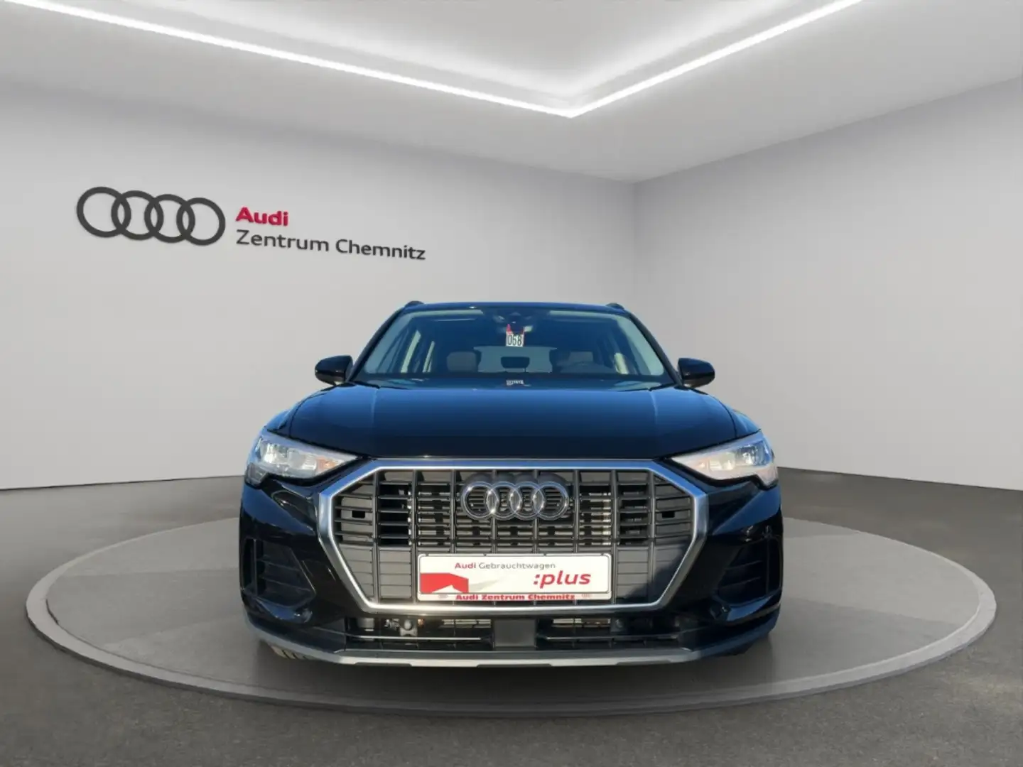 Audi Q3 45 TFSI e S tr. SIDE+DAB+PDC Schwarz - 2