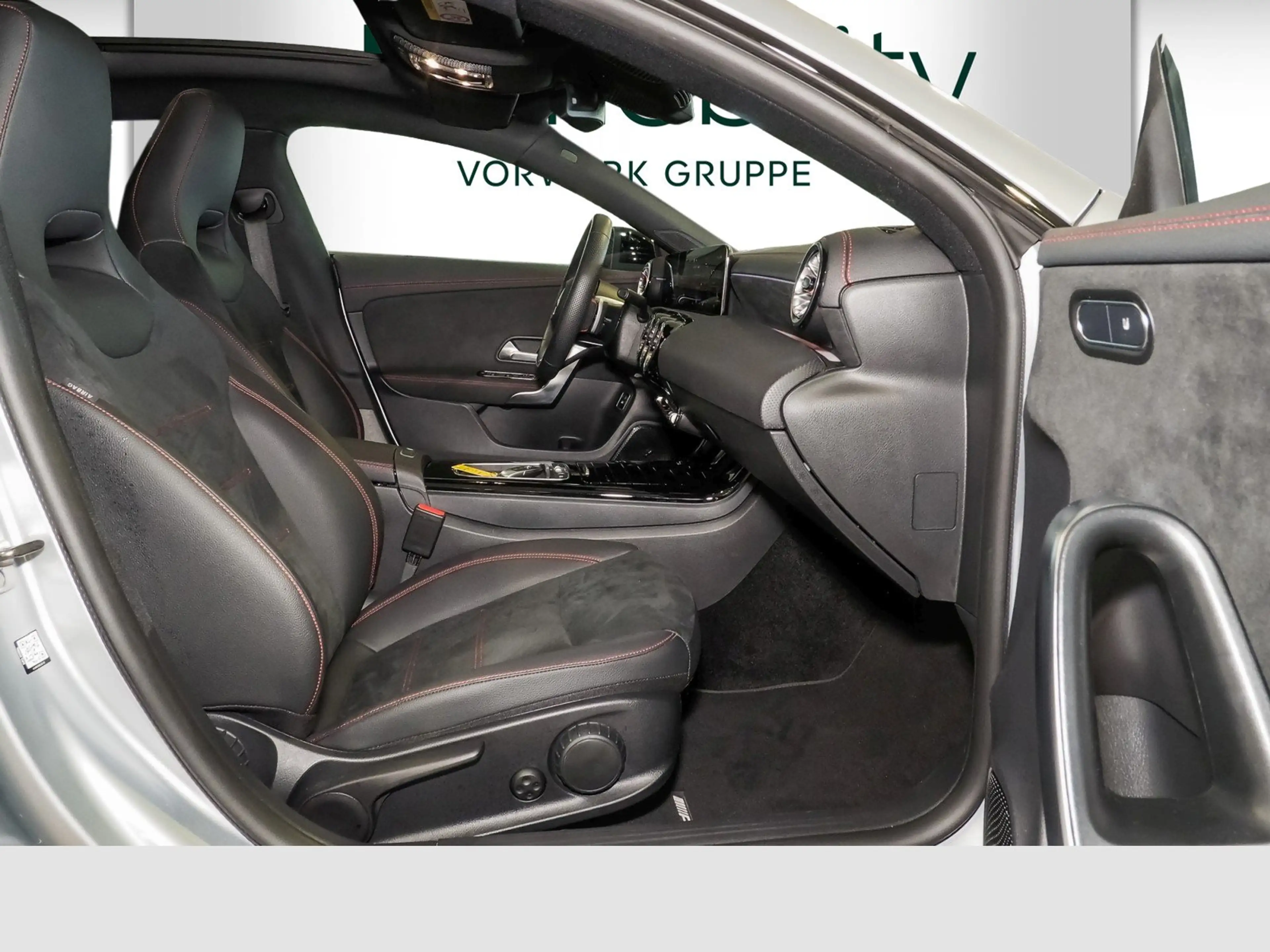 Mercedes-Benz CLA 250 CLA-CLASS AMG LINE EDITION E PHEV — photo 8
