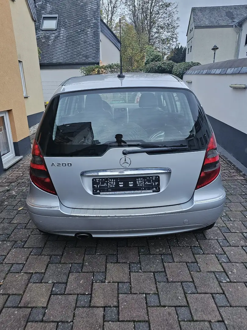 Mercedes-Benz A 200 Elegance - 2