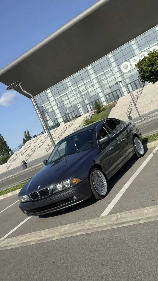 BMW 530 530i - 2
