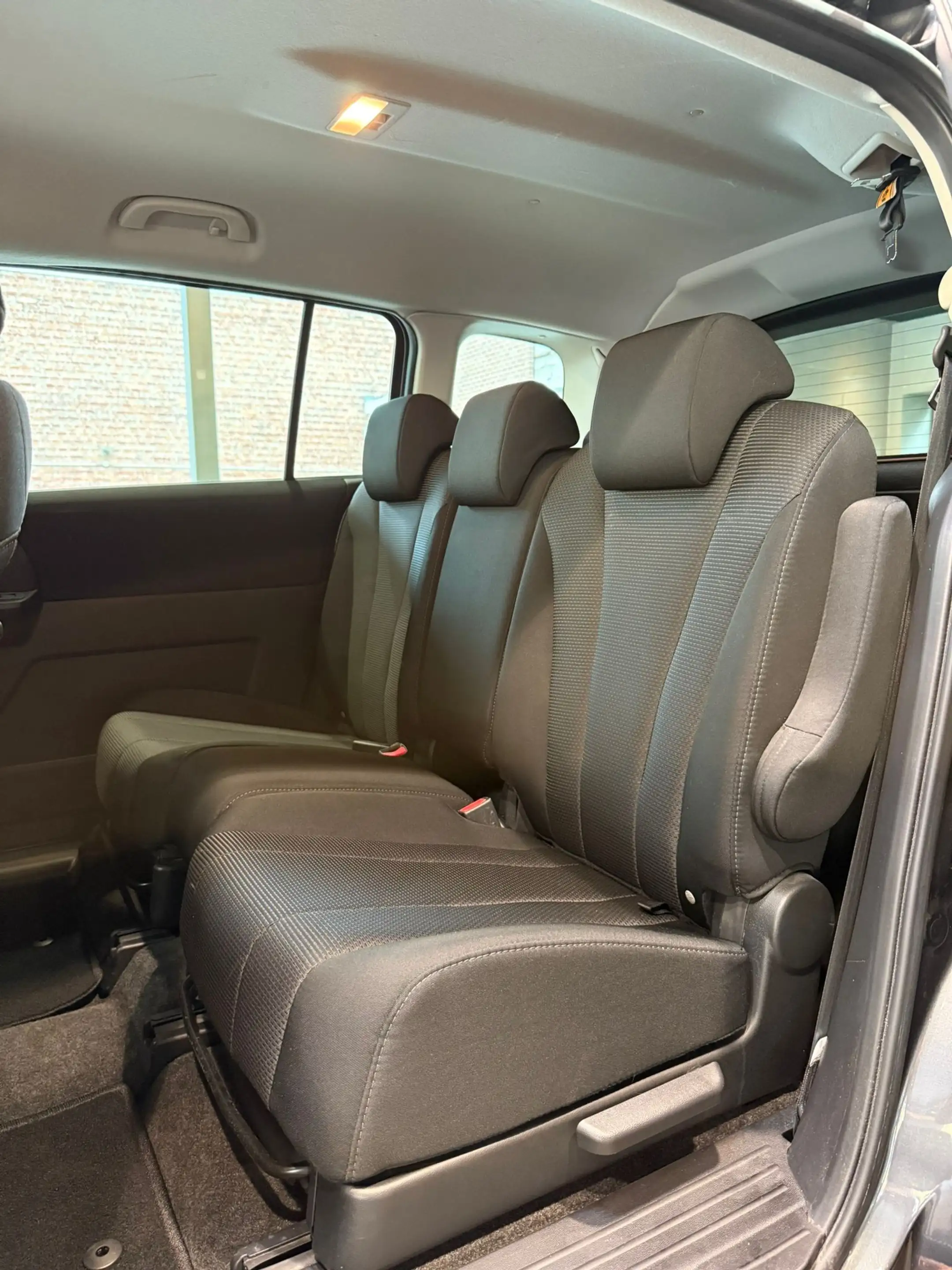 Mazda 5 1.8i Active * 7Places * Navi * Clim auto * Caméra — photo 11