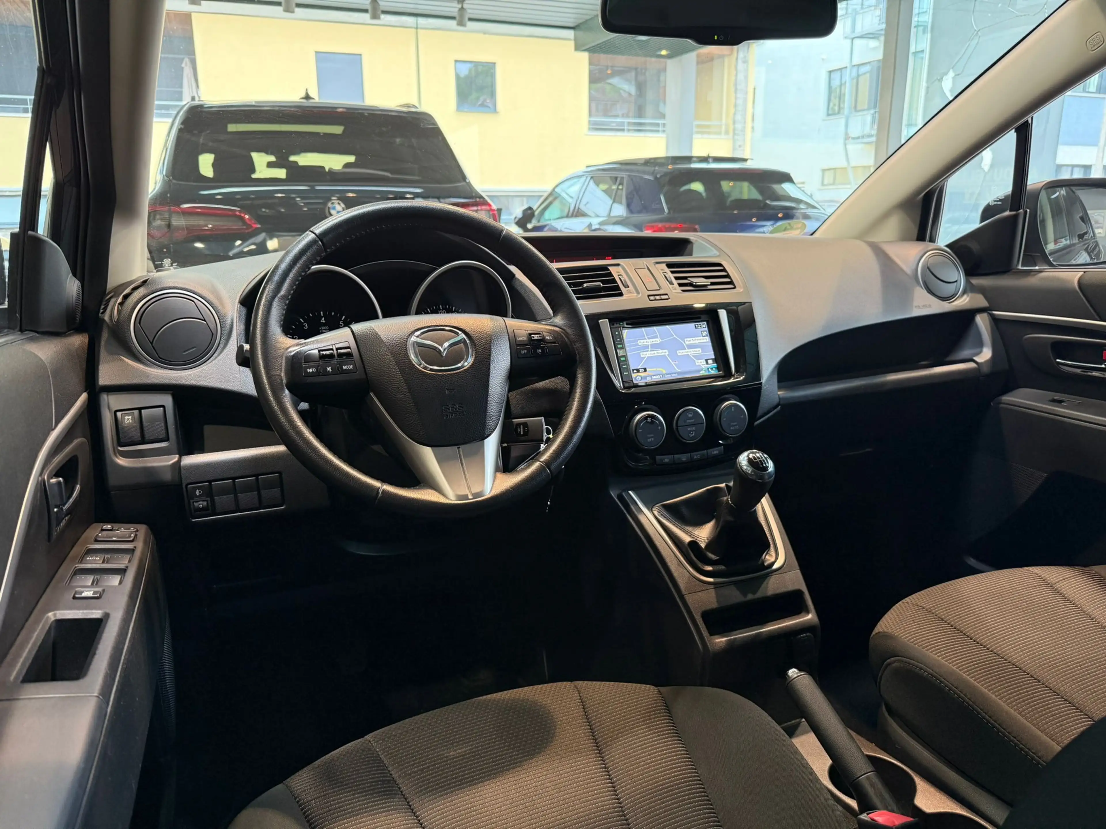 Mazda 5 1.8i Active * 7Places * Navi * Clim auto * Caméra — photo 7