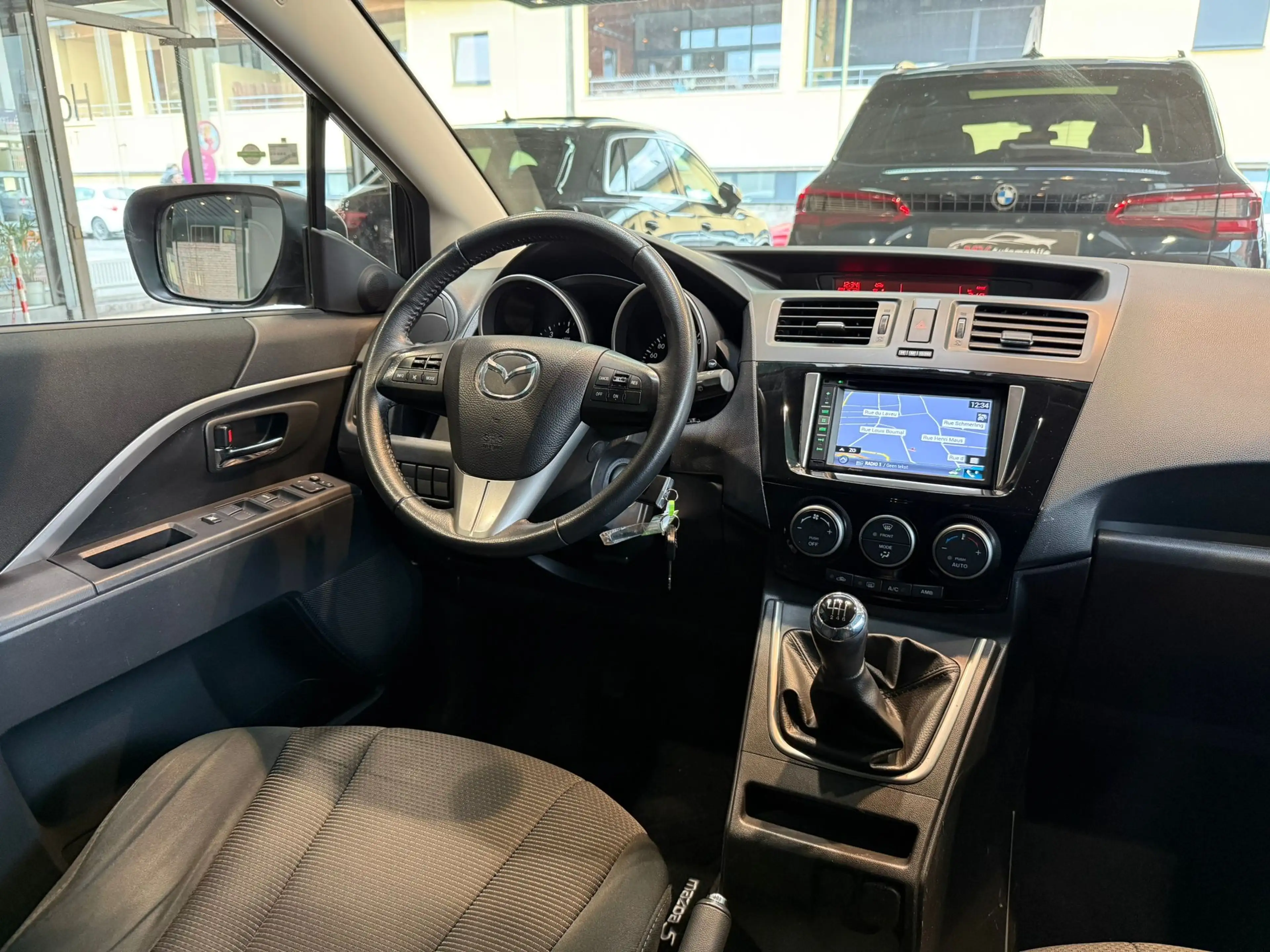 Mazda 5 1.8i Active * 7Places * Navi * Clim auto * Caméra — photo 10