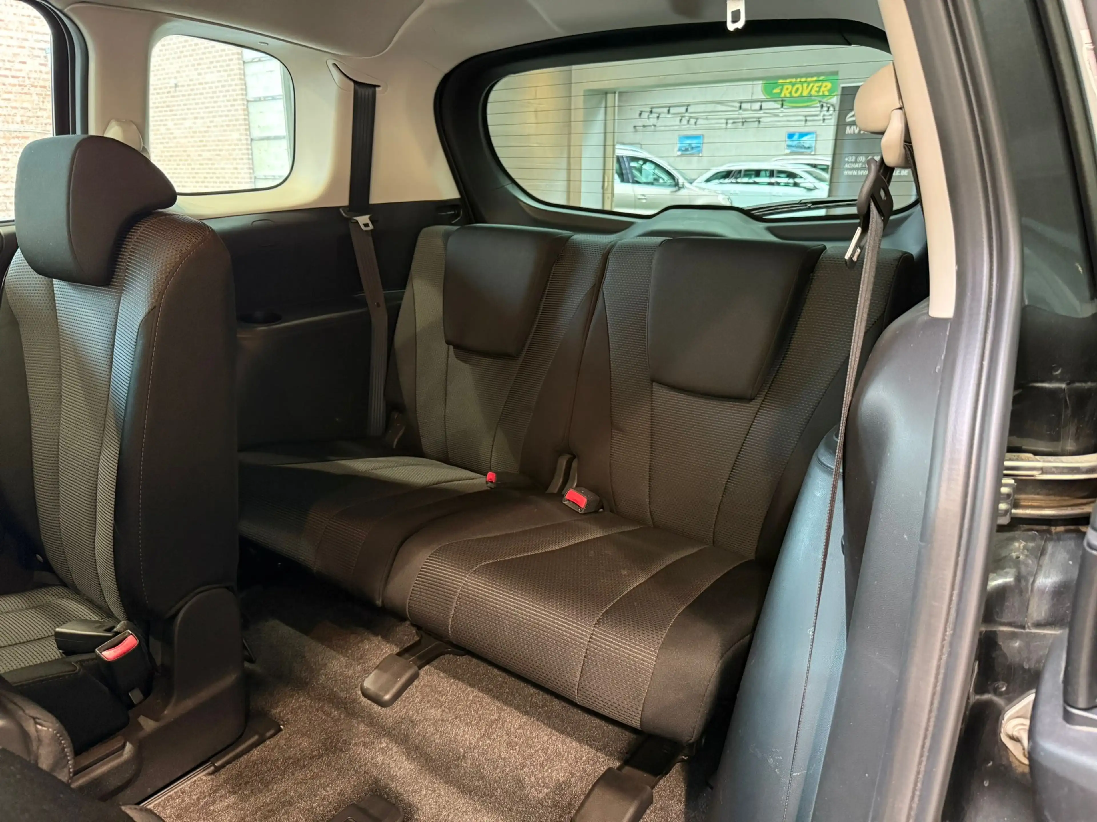 Mazda 5 1.8i Active * 7Places * Navi * Clim auto * Caméra — photo 14