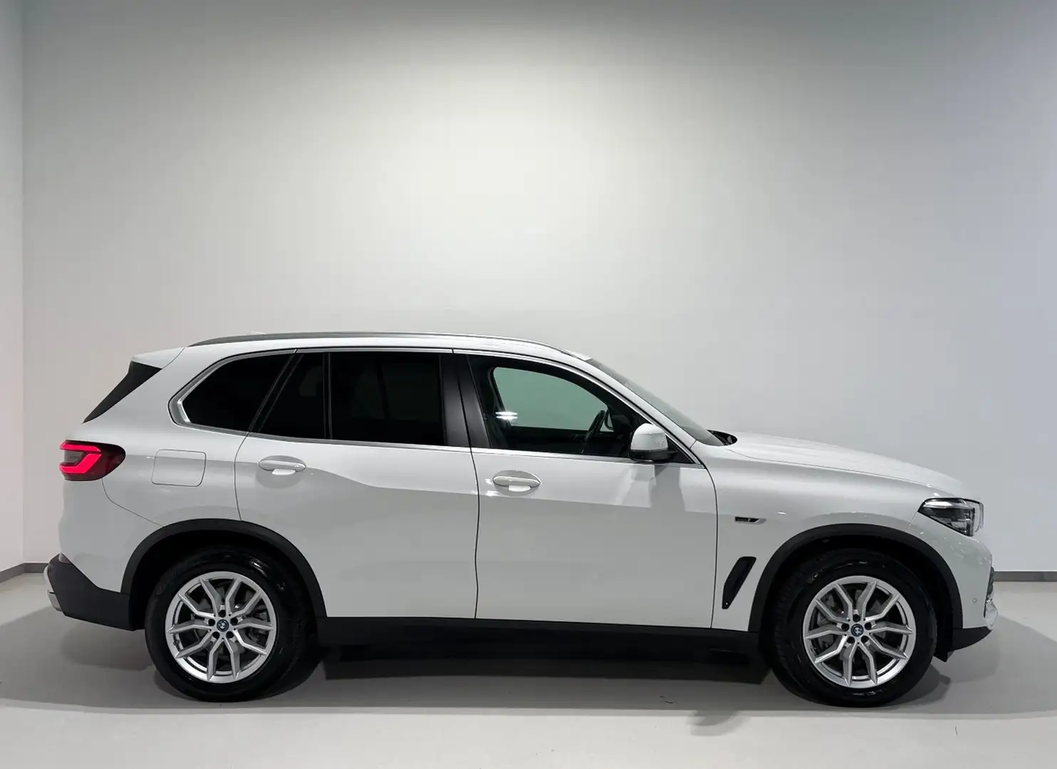 BMW X5 xDrive45e/HEAD-UP/AHK/360*Grad/ACC/Memory Weiß - 2