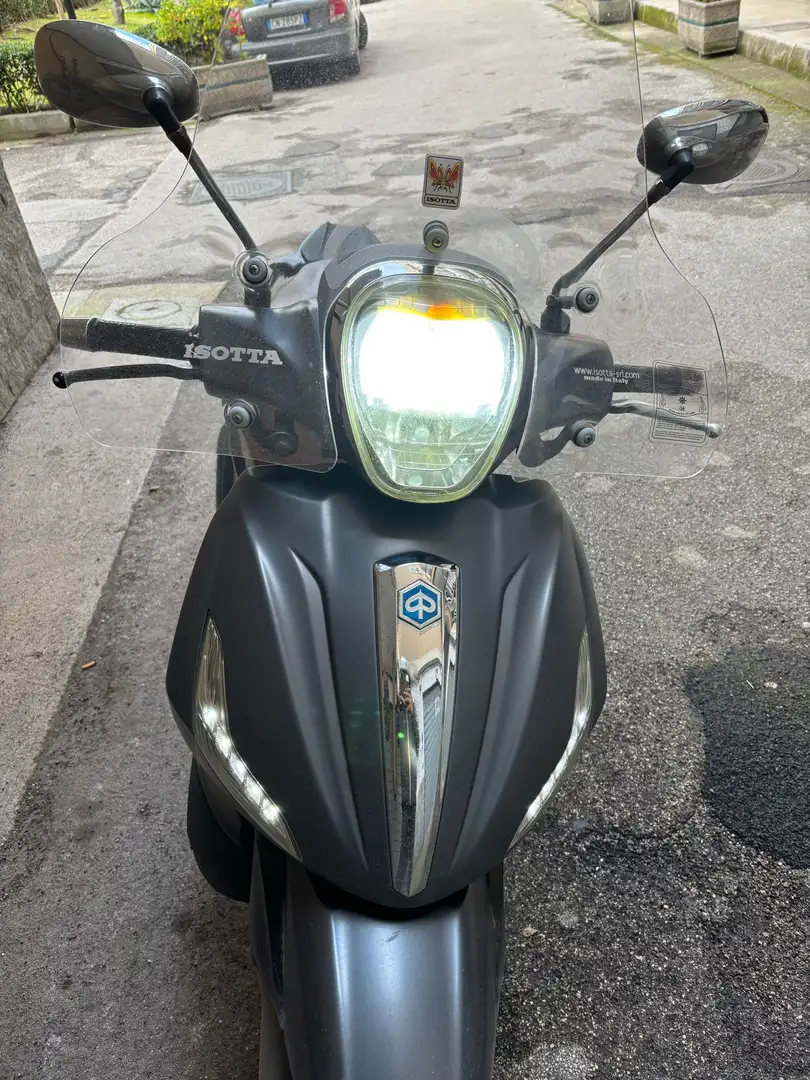 Piaggio Beverly 300 - 1
