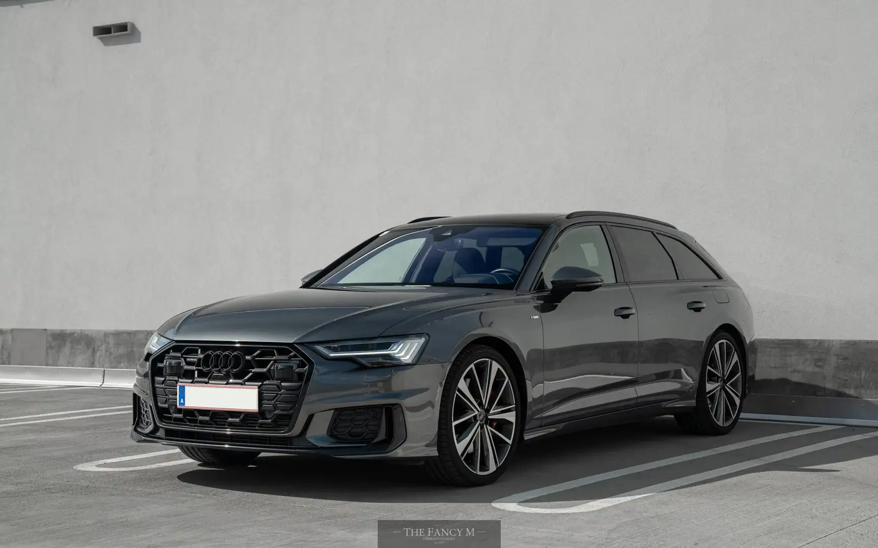 Audi A6 Avant 55 TFSI e quattro S line Grau - 2
