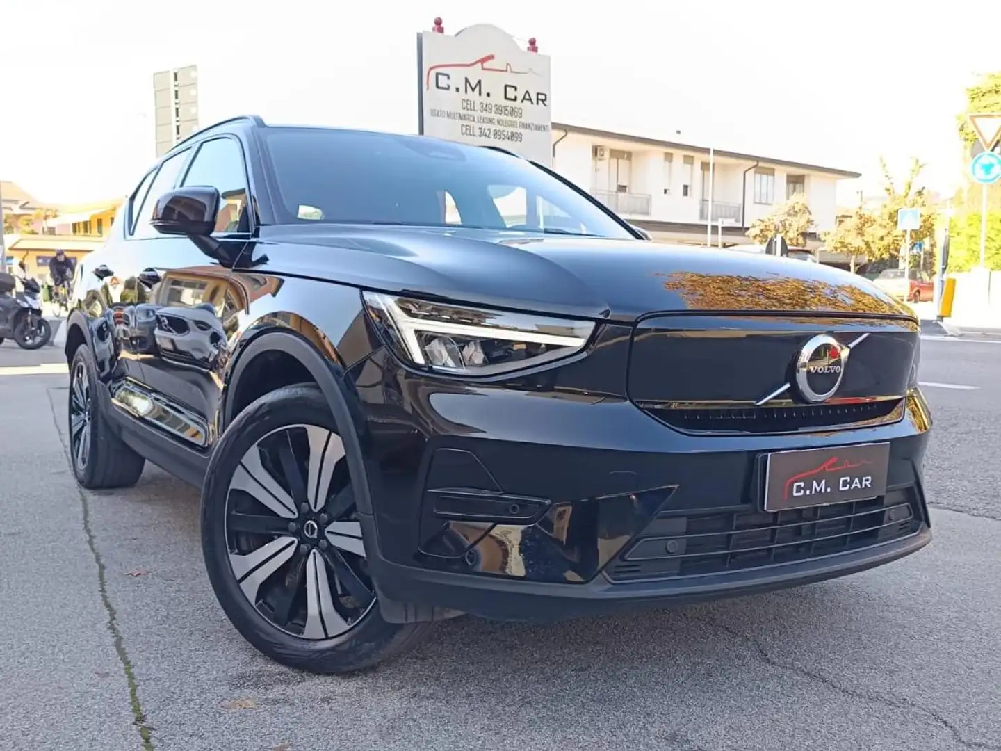 Volvo XC40 single motor Plus Noir - 1