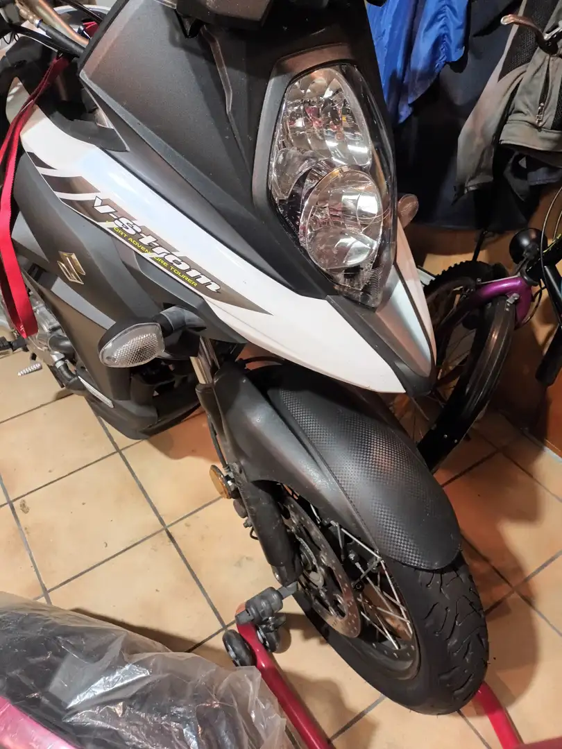 Suzuki V-Strom 650 XT Blanco - 2