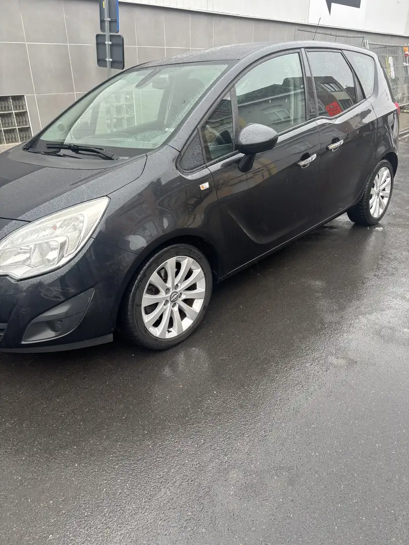 Opel Meriva 1.7 CDTi boîte automatique - 1