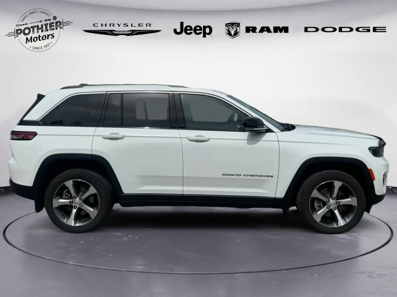 Jeep Grand Cherokee fotografie Jeep Grand Cherokee