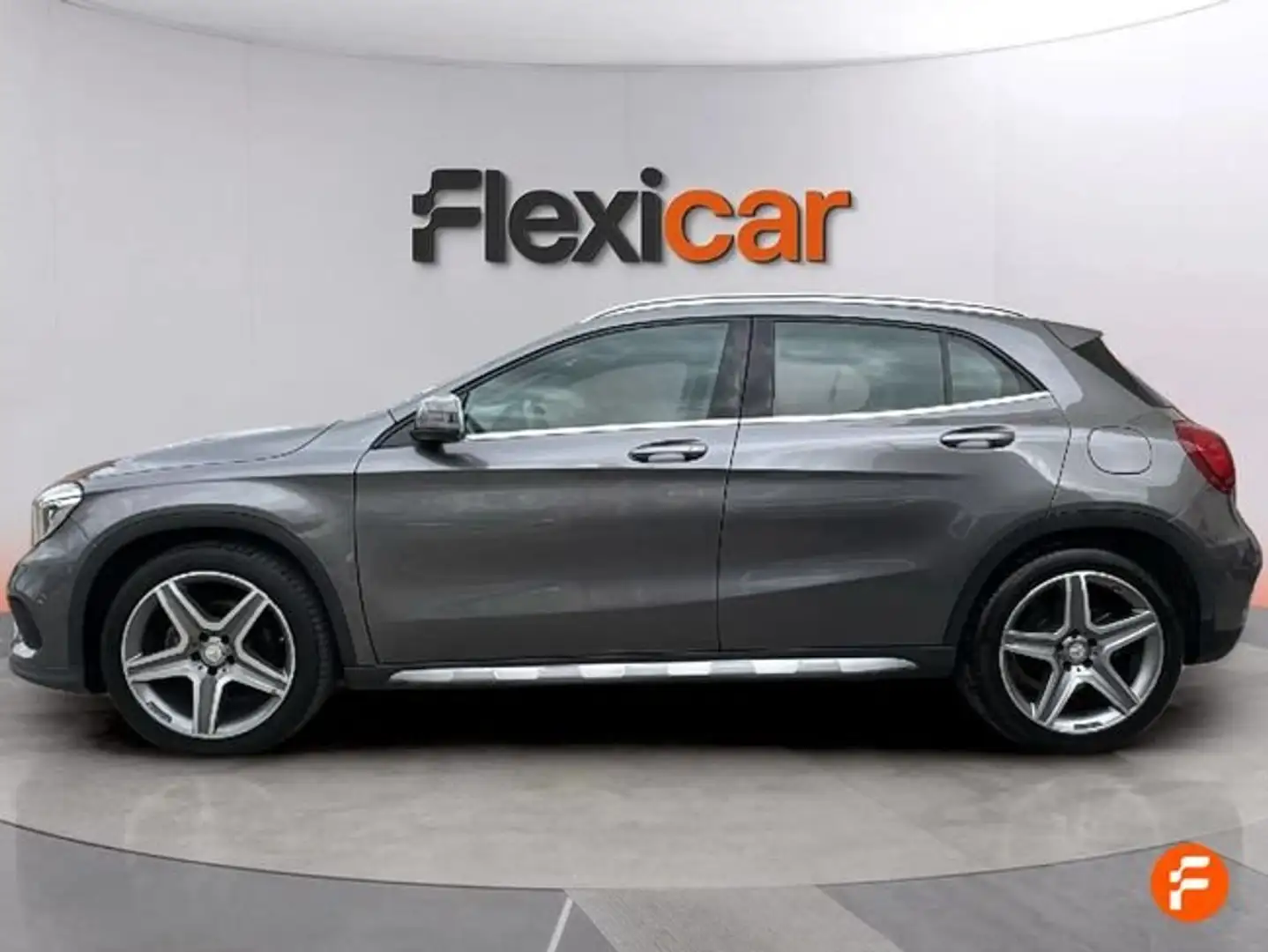 Mercedes-Benz GLA 200 200d AMG Line 7G-DCT Gris - 2